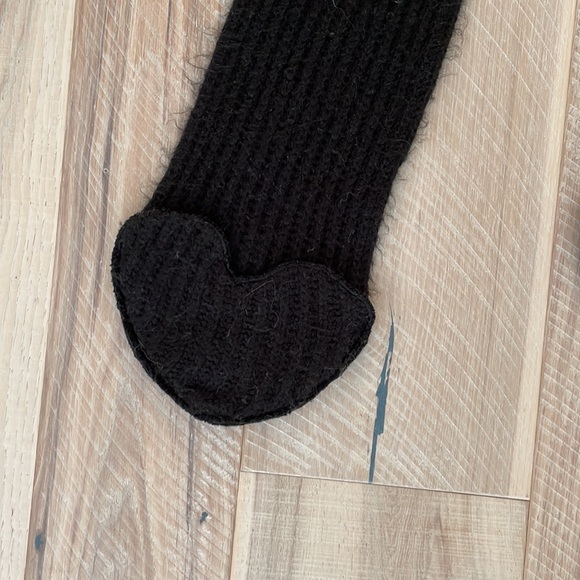 Erin Fetherston ❤️ heart scarf. - Picture 7 of 9